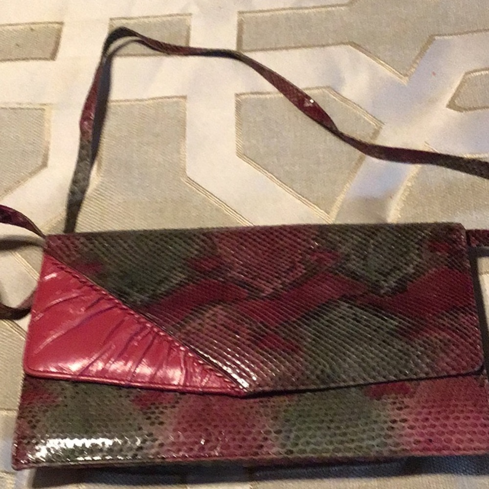 Snake skin purse